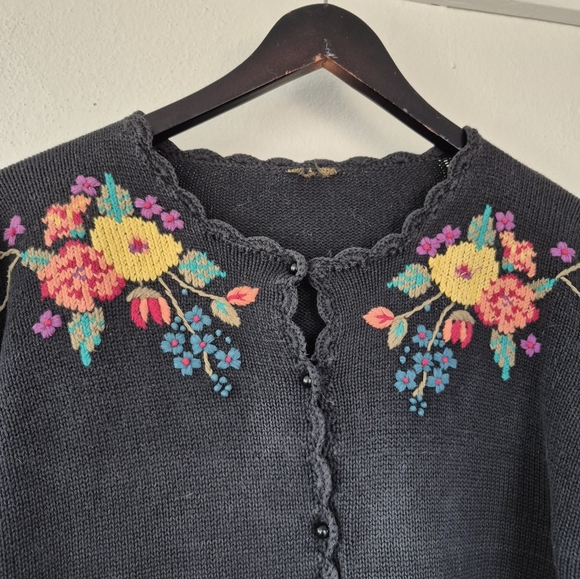 100% Cotton Adorable Cottagecore Vintage Cardigan Embroidered Flowers Medium - Picture 3 of 8